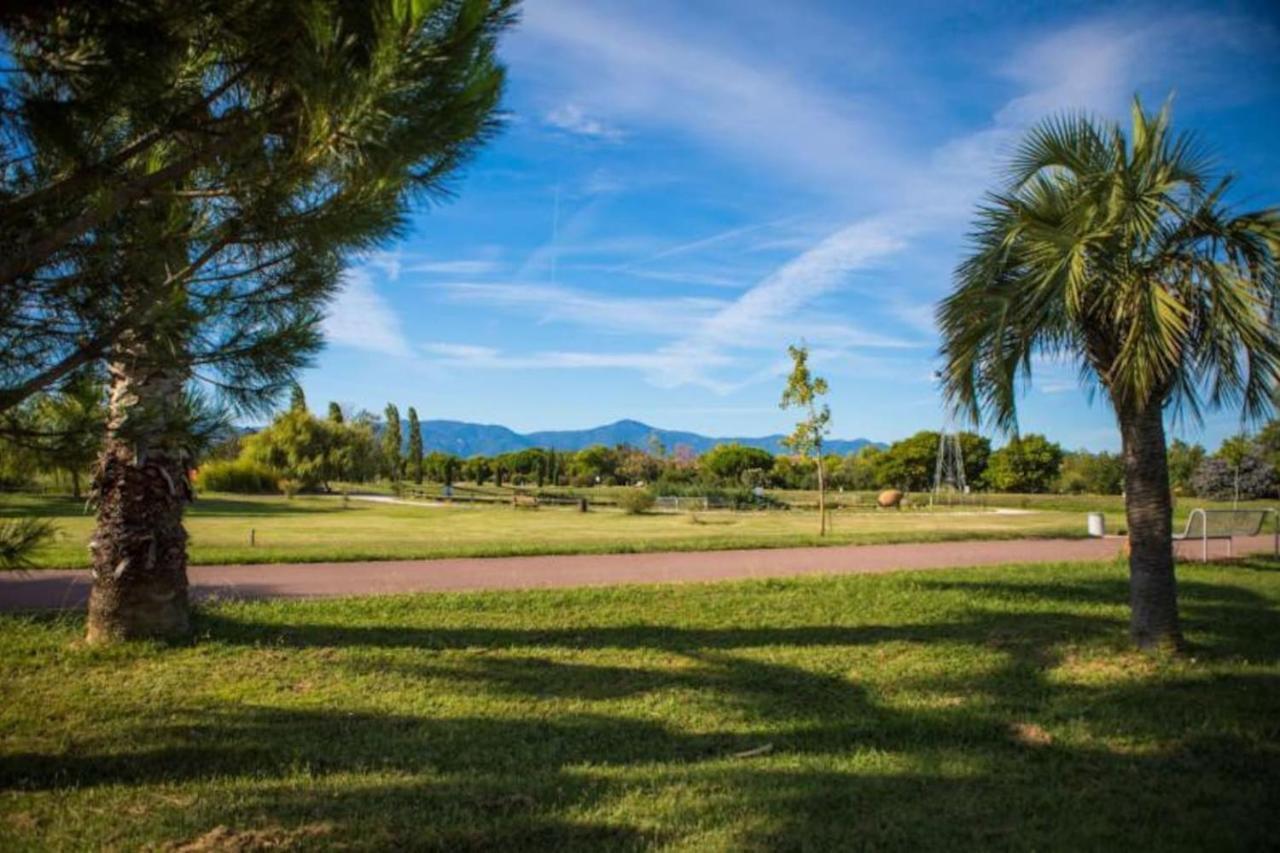 Saint Cyprien Golf View 2 Bedrooms Apartment , 900 M From The Beach 외부 사진