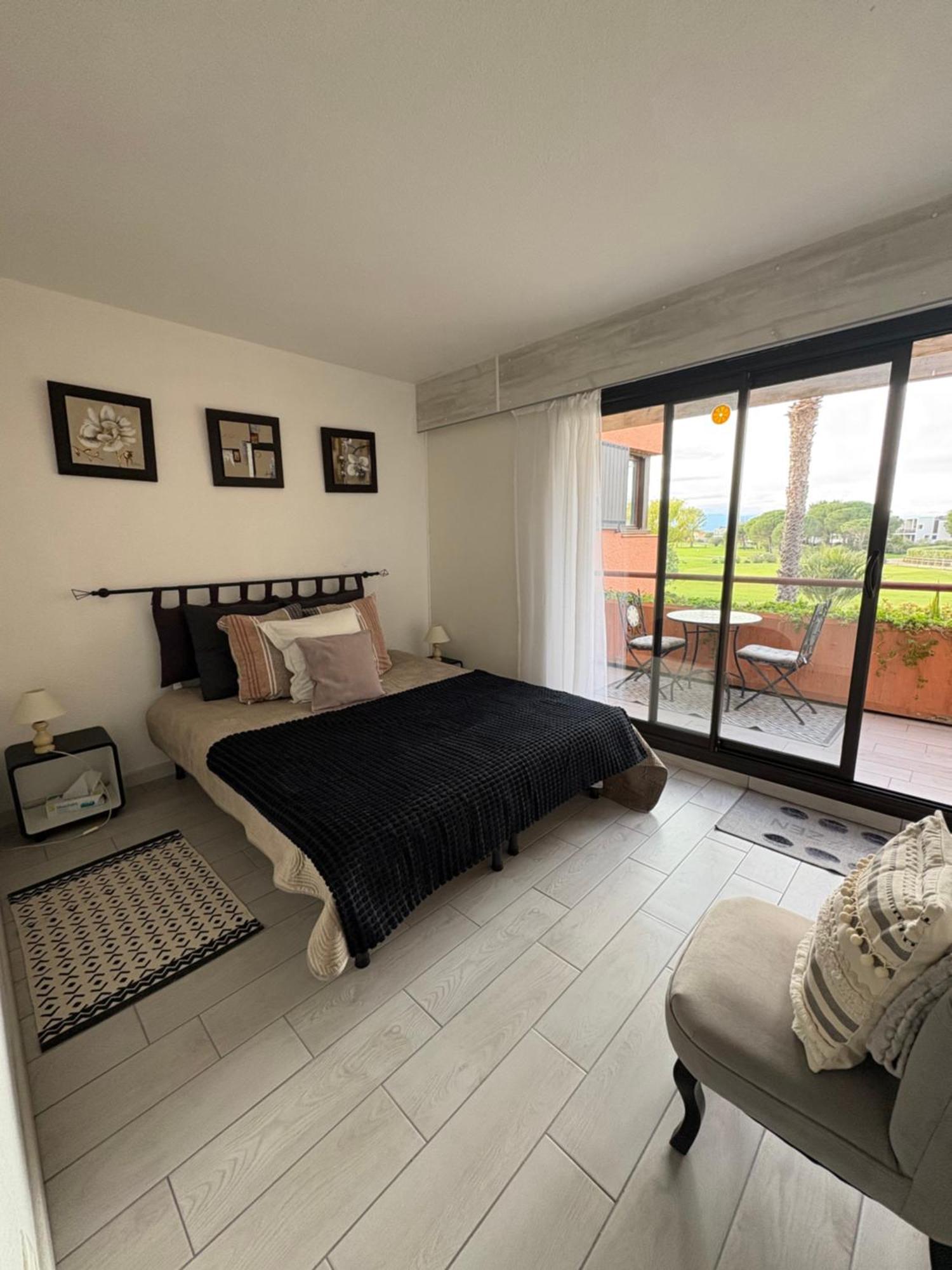 Saint Cyprien Golf View 2 Bedrooms Apartment , 900 M From The Beach 외부 사진