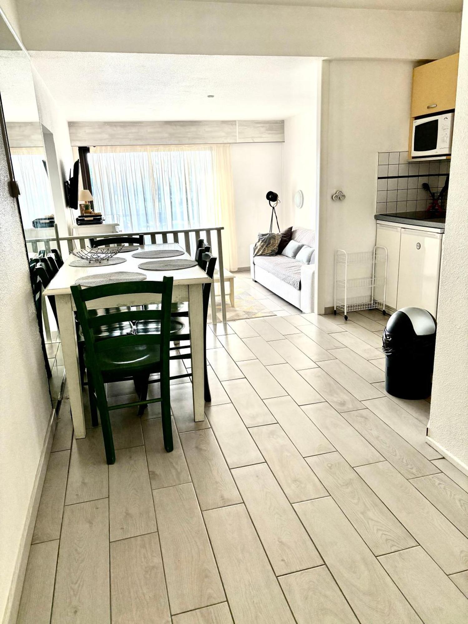 Saint Cyprien Golf View 2 Bedrooms Apartment , 900 M From The Beach 외부 사진