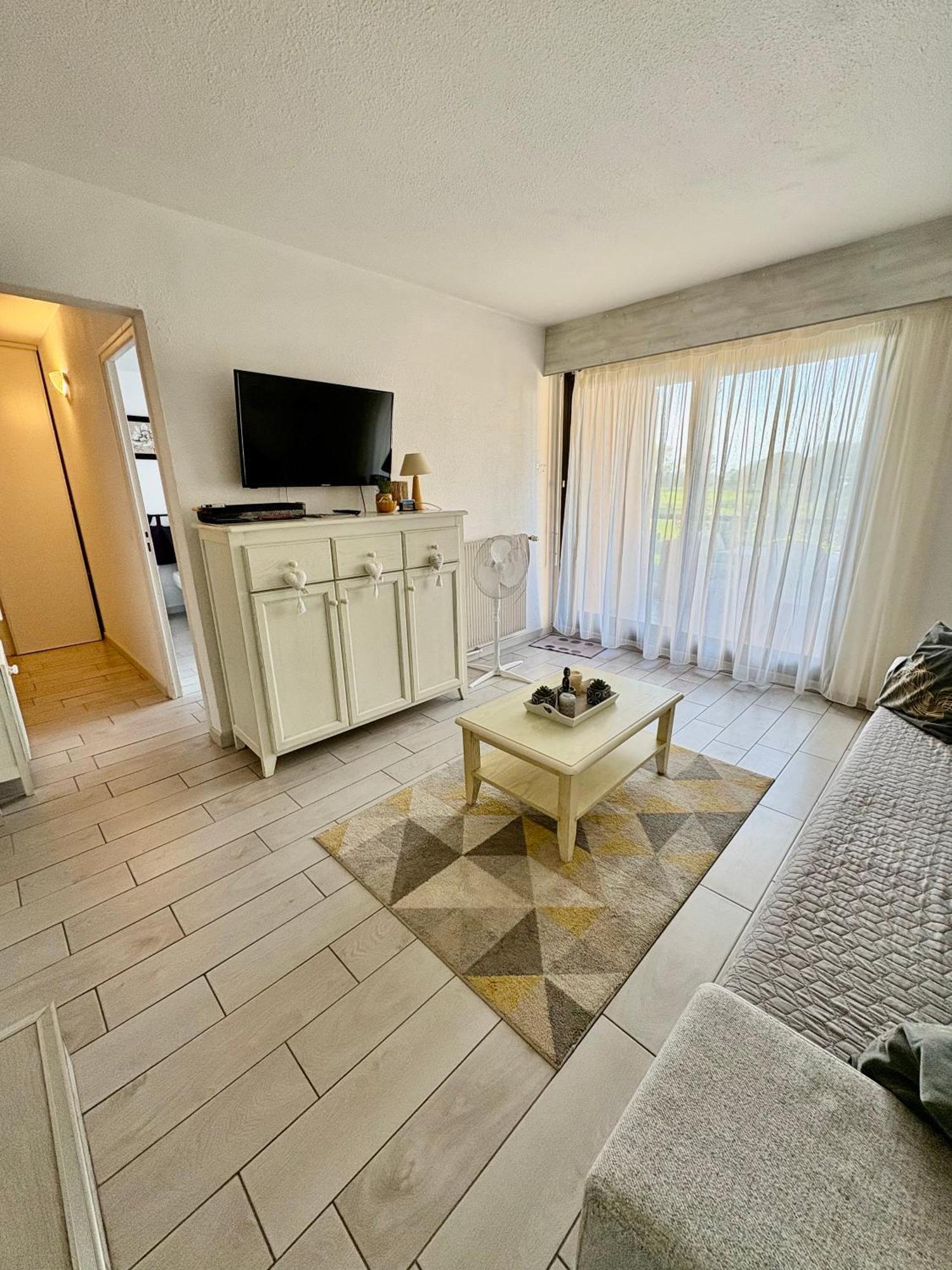 Saint Cyprien Golf View 2 Bedrooms Apartment , 900 M From The Beach 외부 사진