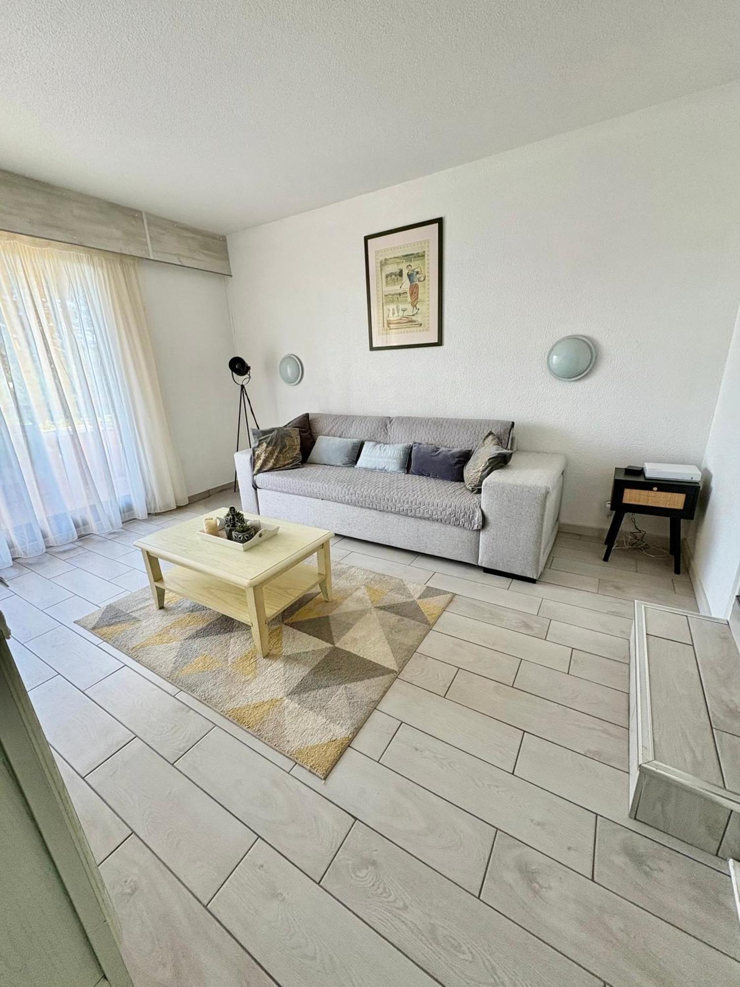 Saint Cyprien Golf View 2 Bedrooms Apartment , 900 M From The Beach 외부 사진